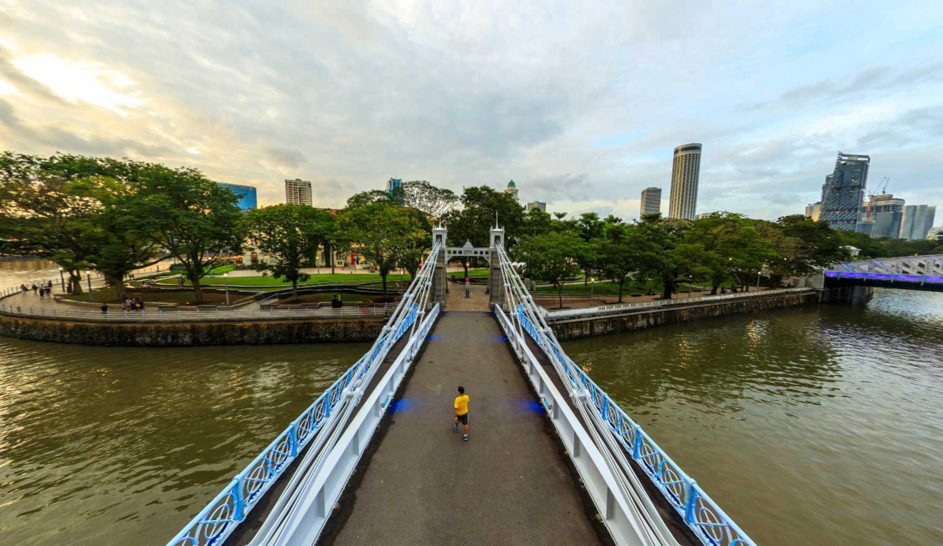 Cavenagh Bridge, Downtown Core, Singapore virtual tour preview