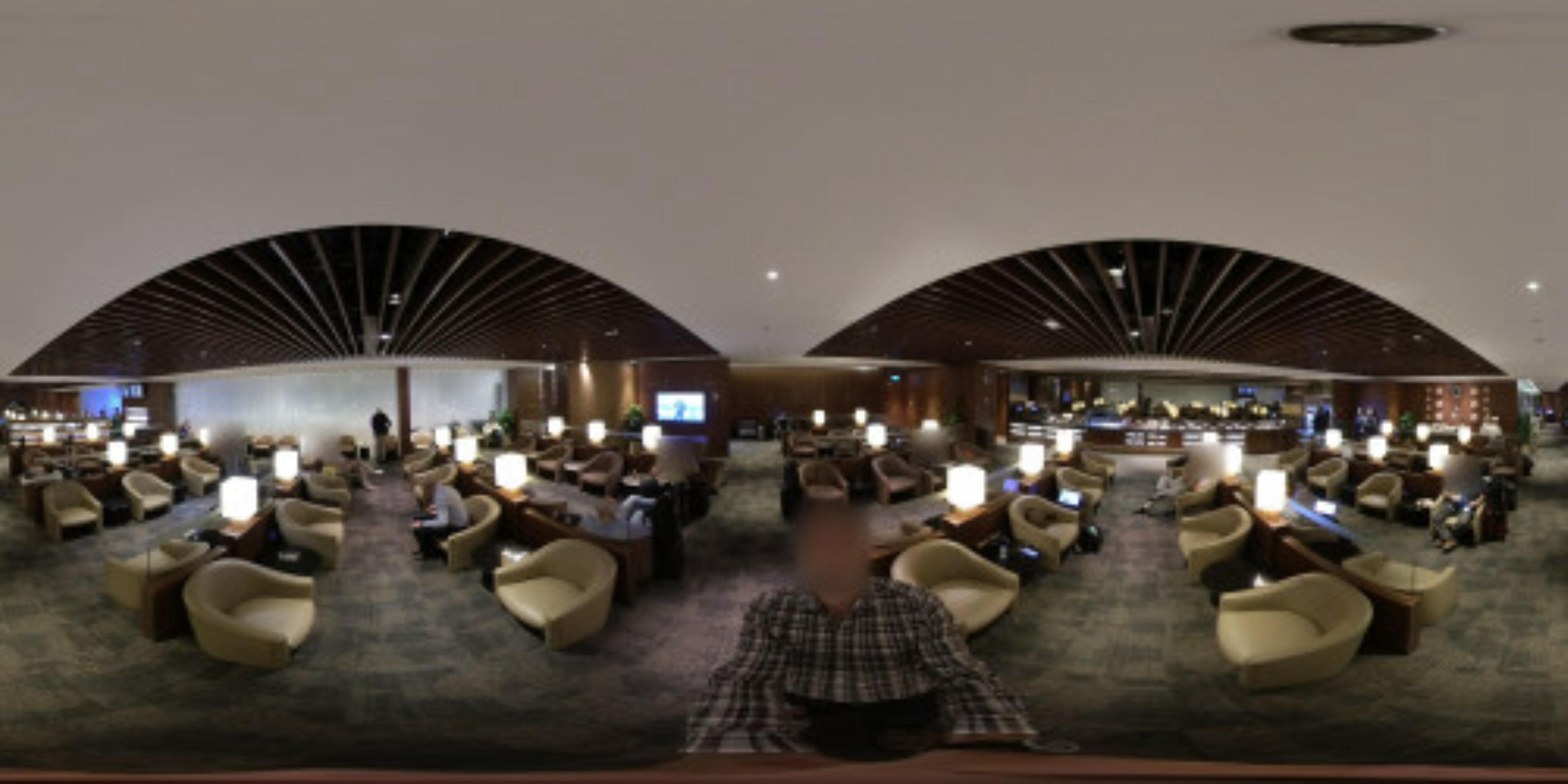 Krisflyer Gold Lounge - Terminal 2 virtual tour preview
